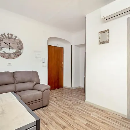 Napoli 96 Appartamento La Spezia